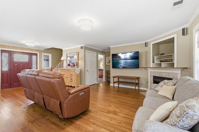 5167 TARRYTOWN DR, Memphis, TN 38117