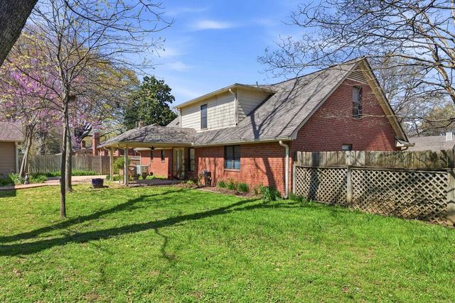 5167 TARRYTOWN DR, Memphis, TN 38117