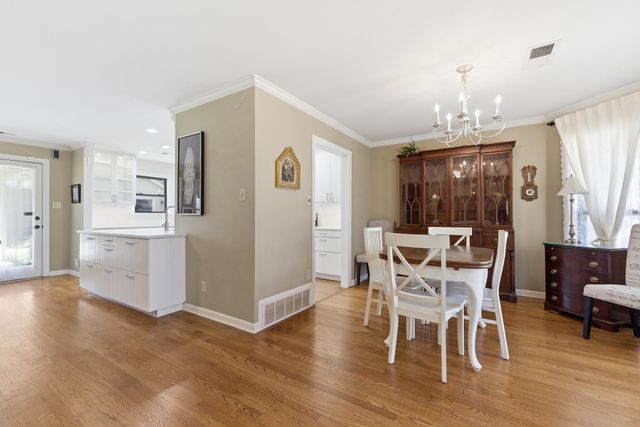 5167 TARRYTOWN DR, Memphis, TN 38117