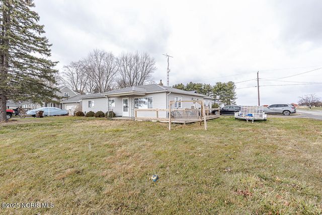 26825 Behrens Road, Defiance, OH 43512