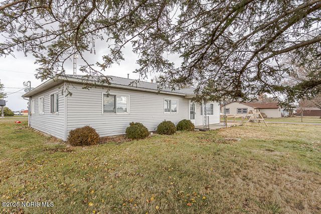 26825 Behrens Road, Defiance, OH 43512