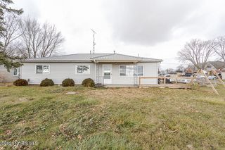 26825 Behrens Road, Defiance, OH 43512