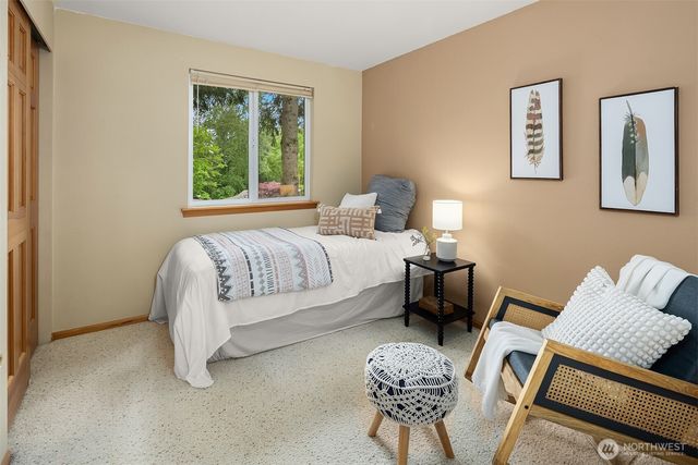 12016 106th Avenue NE, Kirkland, WA 98034