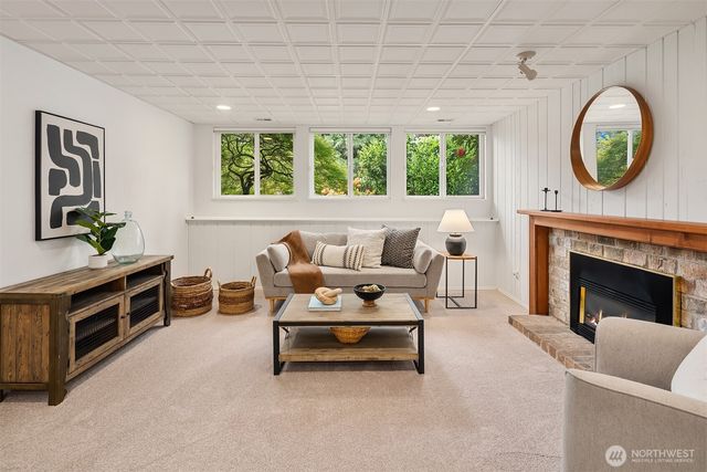 12016 106th Avenue NE, Kirkland, WA 98034