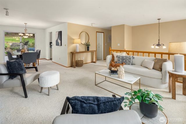 12016 106th Avenue NE, Kirkland, WA 98034