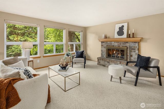 12016 106th Avenue NE, Kirkland, WA 98034