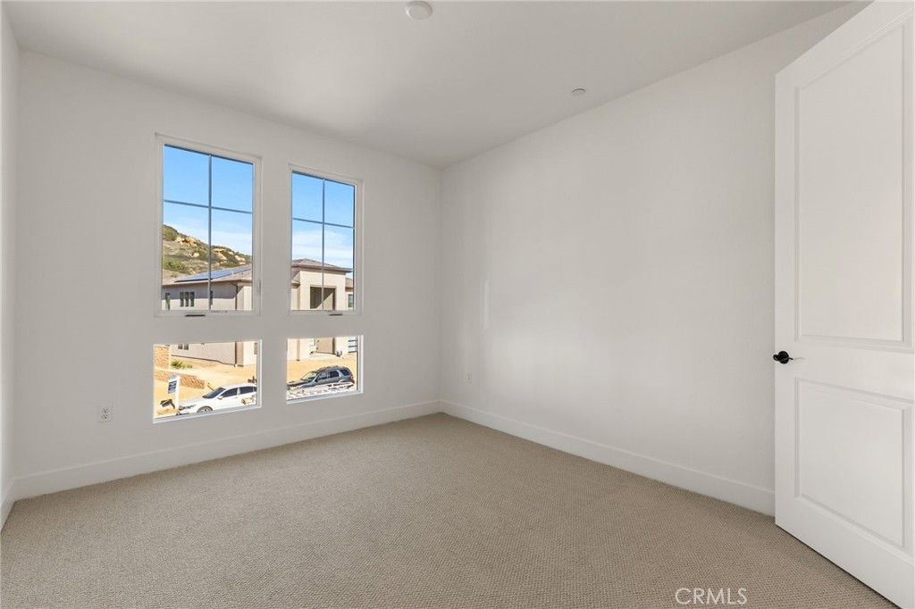 Image 31 of property listing at 9530 N Andora Avenue, Chatsworth, CA 91311