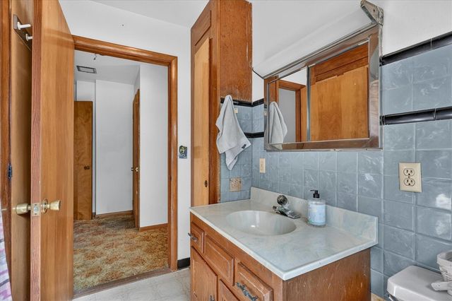 2610 S Shore Drive, Crystal, MI 48818