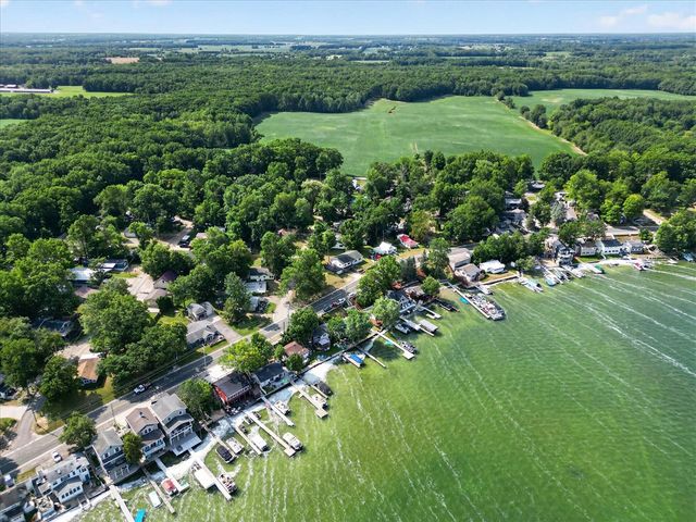 2610 S Shore Drive, Crystal, MI 48818