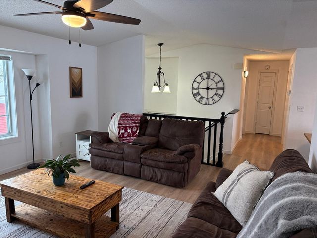 3127 30th Street S, Moorhead, MN 56560