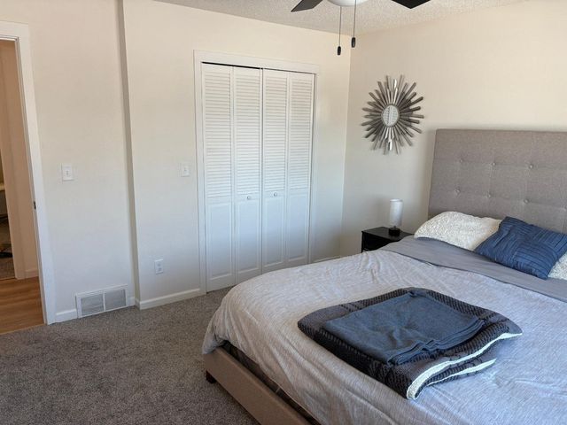 3127 30th Street S, Moorhead, MN 56560