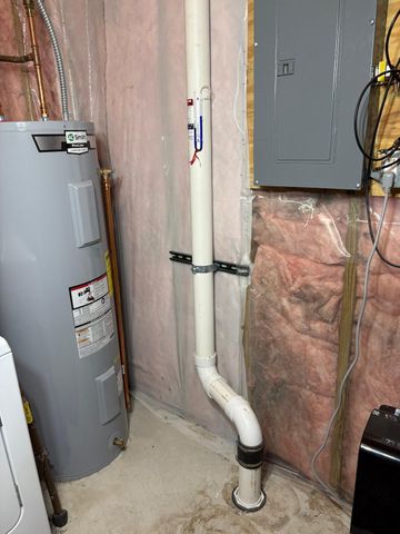 3127 30th Street S, Moorhead, MN 56560