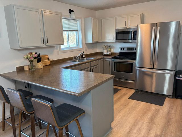 3127 30th Street S, Moorhead, MN 56560