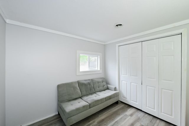 3 Hollywood Avenue, Raymond, NH 03077