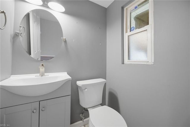 421 Cronin RD, Virginia Beach, VA 23452