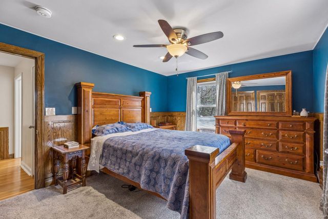 11 Duck Pass Road, North Oaks, MN 55127