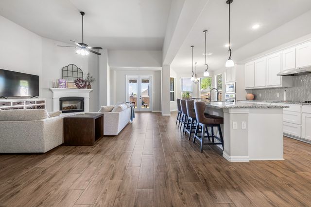 1652 Spur Ledge Court, Weatherford, TX 76087