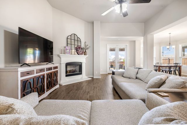 1652 Spur Ledge Court, Weatherford, TX 76087