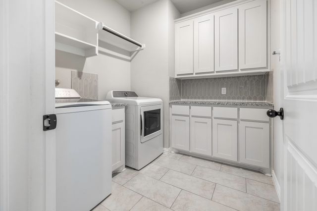 1652 Spur Ledge Court, Weatherford, TX 76087