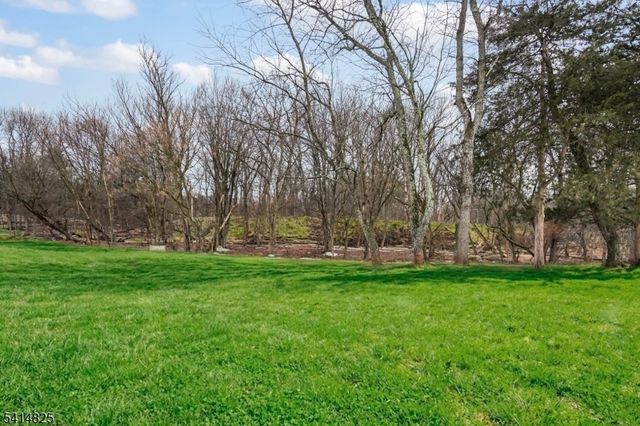 424 Tall Oak Ln, Hillsborough Twp., NJ 08844