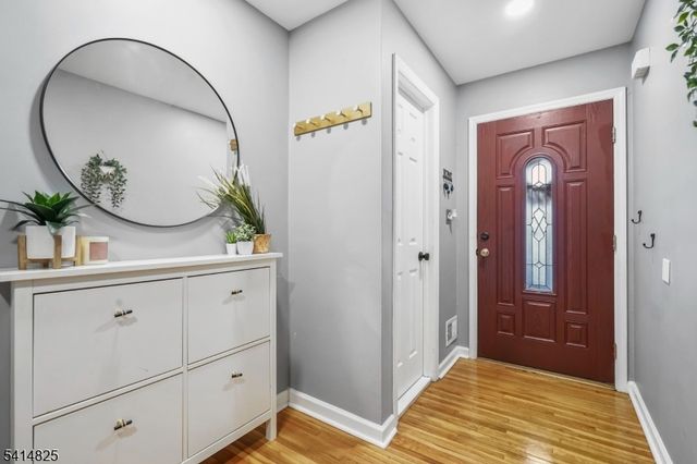 424 Tall Oak Ln, Hillsborough Twp., NJ 08844