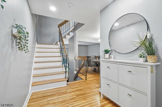 424 Tall Oak Ln, Hillsborough Twp., NJ 08844