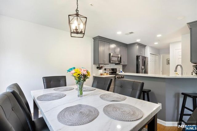 70 Carter Road, Wanaque, NJ 07420