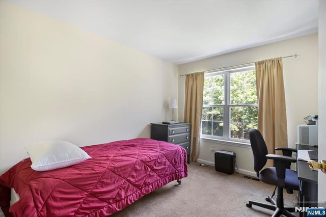 70 Carter Road, Wanaque, NJ 07420