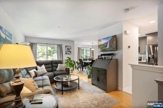 70 Carter Road, Wanaque, NJ 07420