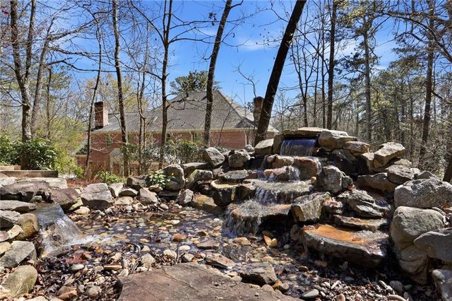 7300 Chattahoochee Bluff Drive, Atlanta, GA 30350