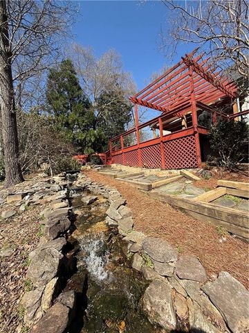 7300 Chattahoochee Bluff Drive, Atlanta, GA 30350