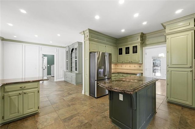 7300 Chattahoochee Bluff Drive, Atlanta, GA 30350