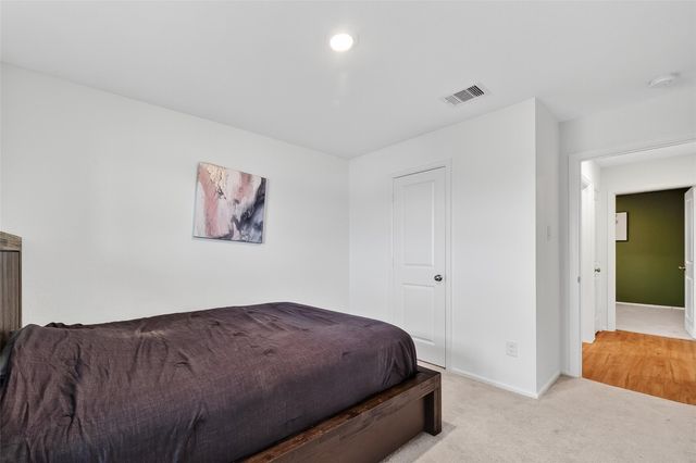 4206 Barrington Cove Lane, Baytown, TX 77521