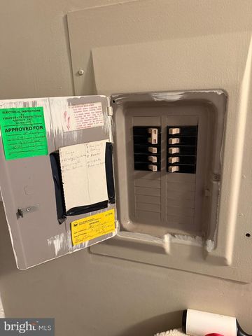 302 E 11TH ST, Wilmington, DE 19801