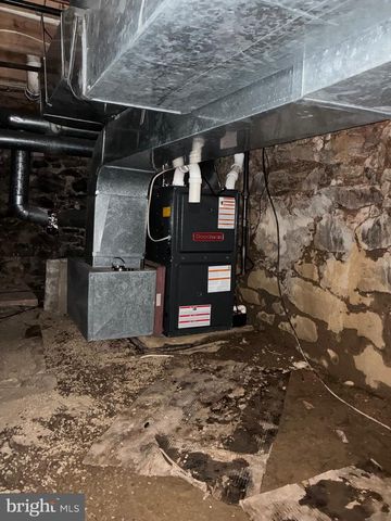 302 E 11TH ST, Wilmington, DE 19801