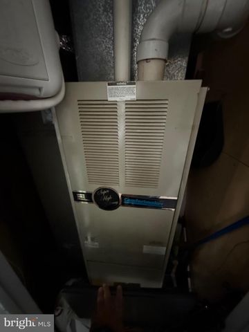 302 E 11TH ST, Wilmington, DE 19801