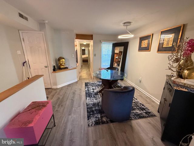 302 E 11TH ST, Wilmington, DE 19801