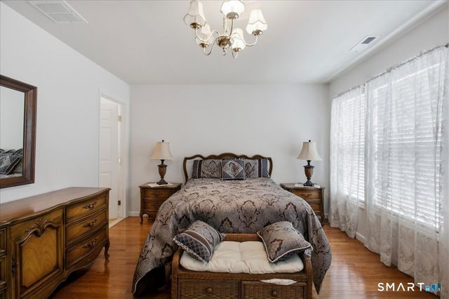 11 Mercy Street 11, Danbury, CT 06810