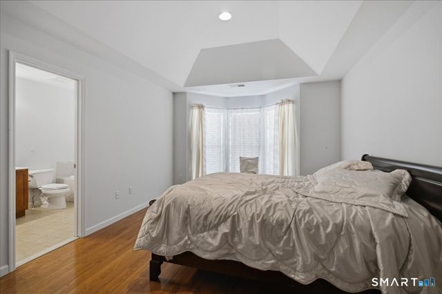 11 Mercy Street 11, Danbury, CT 06810