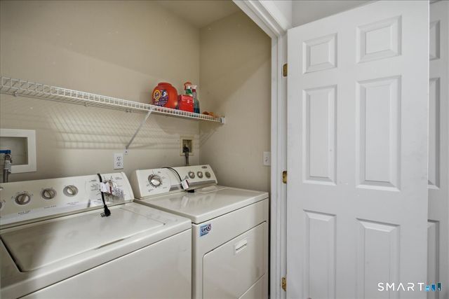 11 Mercy Street 11, Danbury, CT 06810