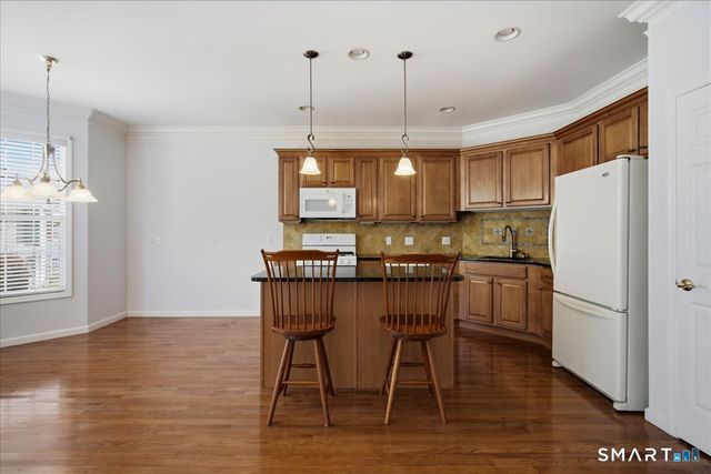 11 Mercy Street 11, Danbury, CT 06810