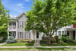 11 Mercy Street 11, Danbury, CT 06810