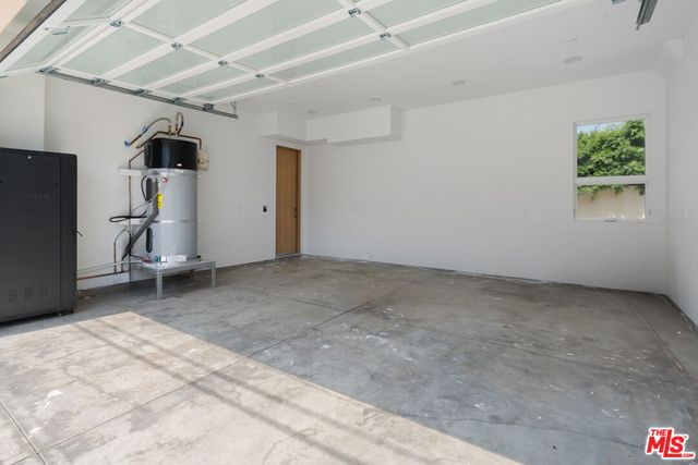 11622 Charnock Road, Los Angeles, CA 90066