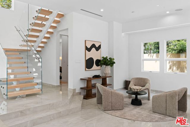 11622 Charnock Road, Los Angeles, CA 90066