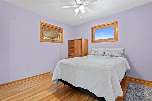 W262S3212 Ridge ROAD, Waukesha, WI 53189