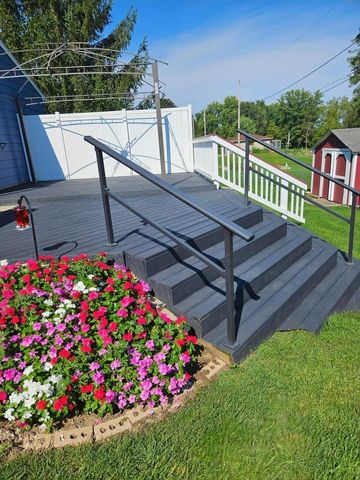 W262S3212 Ridge ROAD, Waukesha, WI 53189