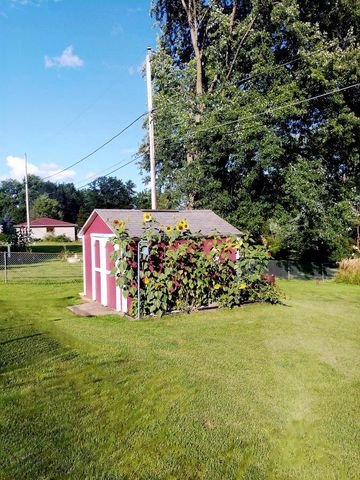 W262S3212 Ridge ROAD, Waukesha, WI 53189