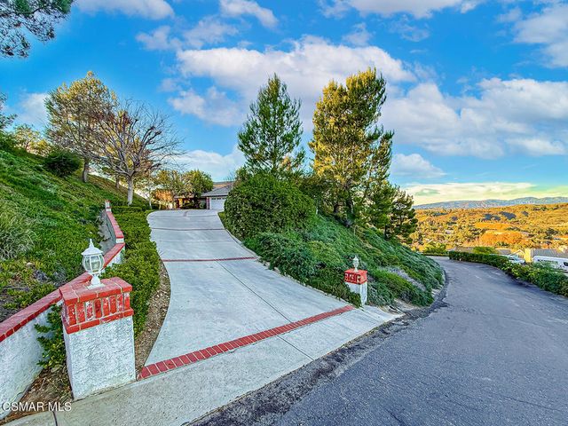 24525 Desert Avenue, Newhall, CA 91321