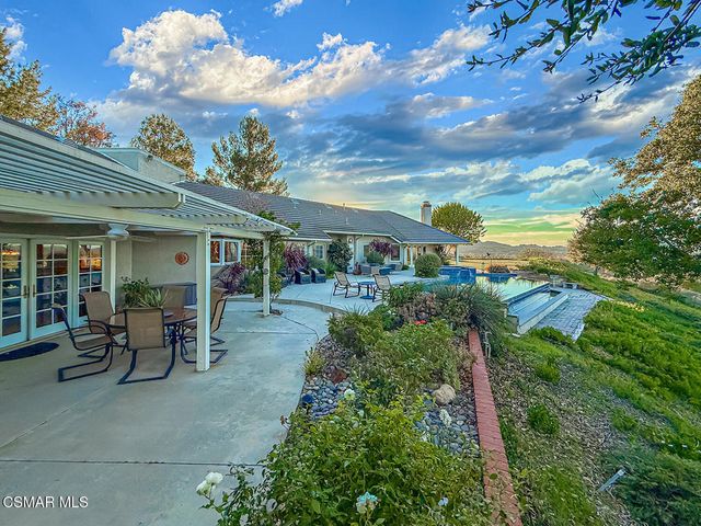 24525 Desert Avenue, Newhall, CA 91321