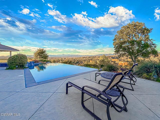 24525 Desert Avenue, Newhall, CA 91321